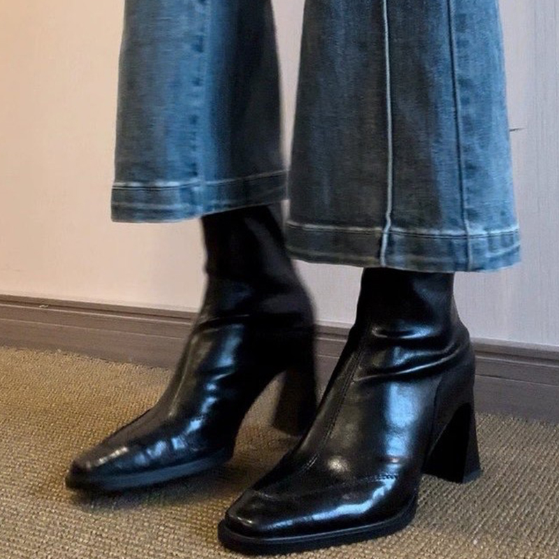 Winter Clothing For Woman - Stivaletti da donna con tacco alto