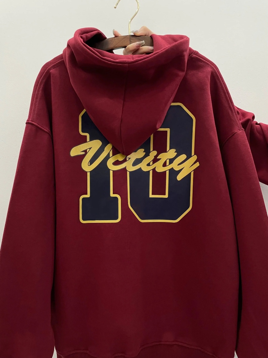 Felpa con cappuccio retrò stil - Winter Clothing Label recensione e prezzo